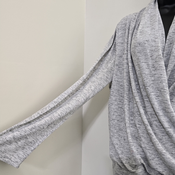 SOMA size Large Long Sleeve  Surplice Neck Faux Wrap Comfy Top Heathered Gray - Picture 6 of 13